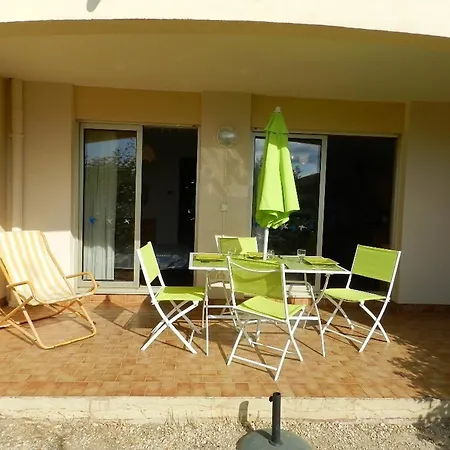2 Pieces Avec Terrasse Proche - Fr-1-251-922 Bormes-les-Mimosas